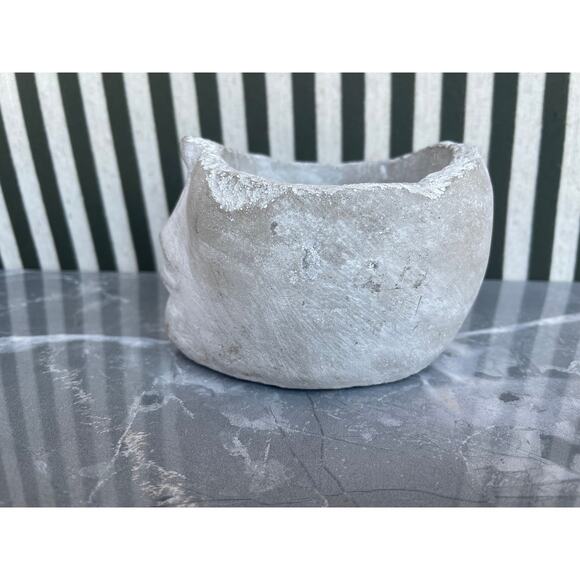 Cement Face Planter - Picture 6 of 8